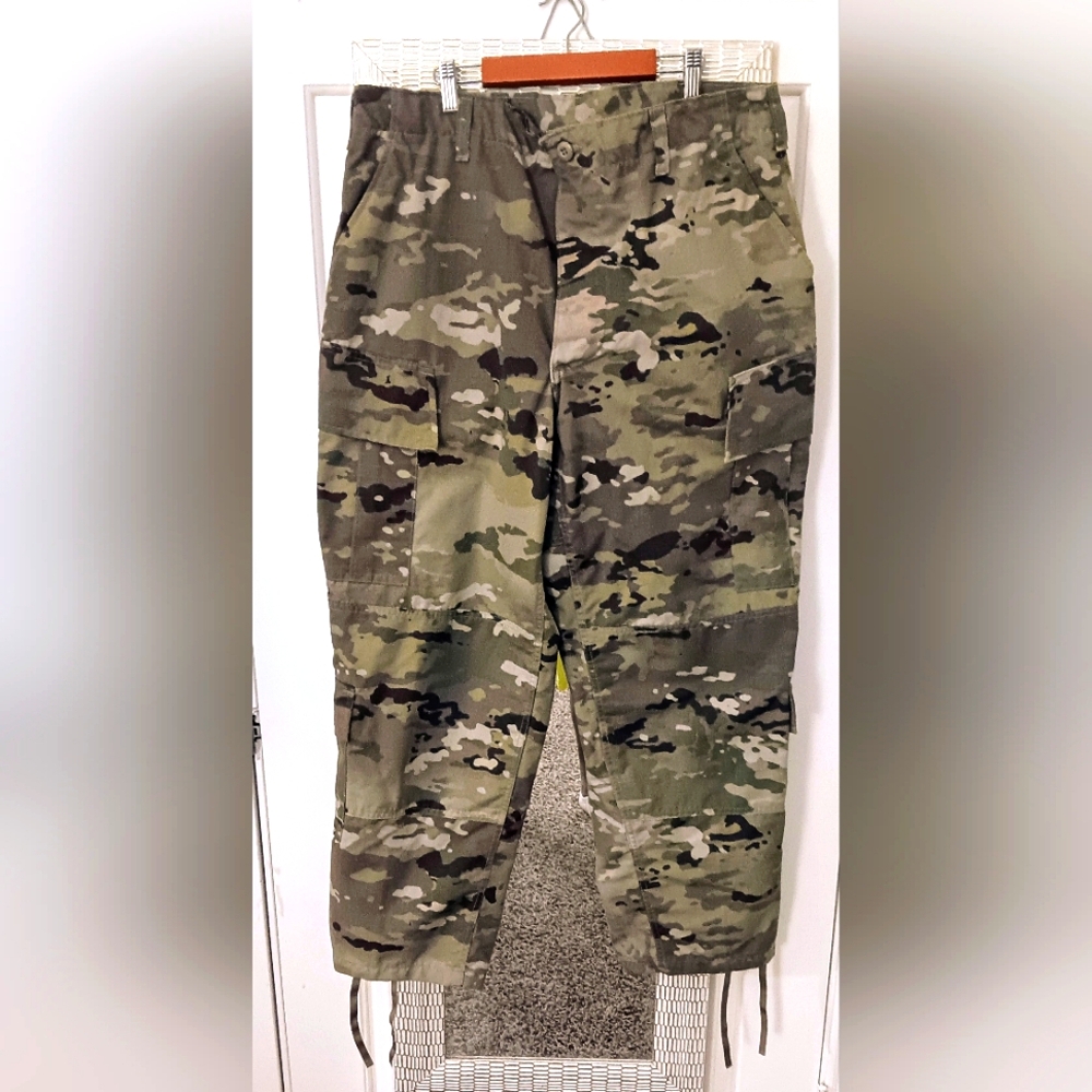 Preowned) OCP Camo Combat Pants Uniform Trouser Unisex Flame Resistant Large Sho